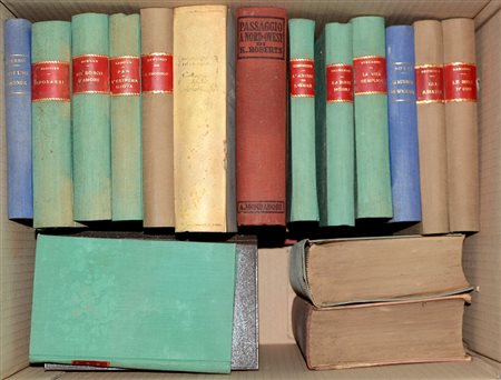 (Libri) Lotto composto da tre cartoni contenenti numerosi libri di vario...