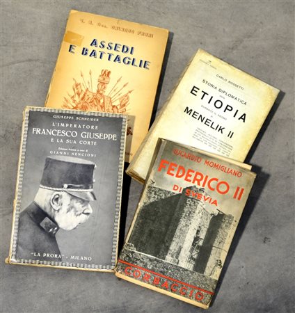 (Libri) Lotto composto da quattro cartoni contenenti svariate pubblicazioni...