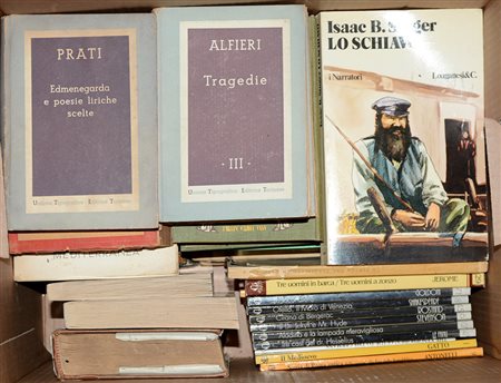 (Libri) Lotto composto da due cartoni contenenti svariati libri di argomento...