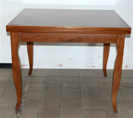 Tavolo quadrato moderno in legno dolce con gambe mosse (cm 100x77x100) (difetti)