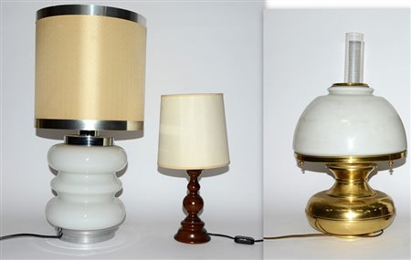 Lotto di tre lampade da tavolo di fatture differenti (difetti)