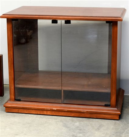 Mobiletto porta televisore (difetti)