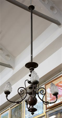 Grande lampadario in stile olandese a quattro fiamme con facce sagomate (h cm...