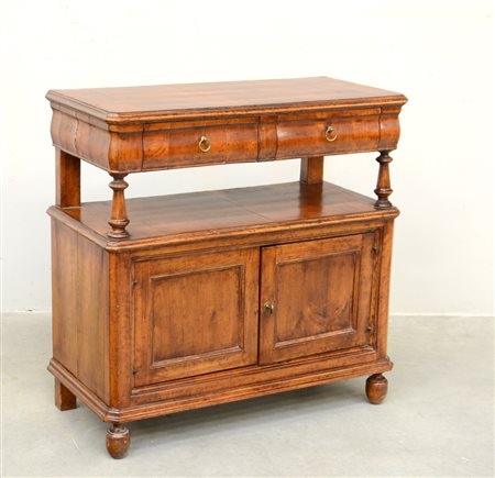 * Etagere a due ripiani con fascia superiore a due cassetti, montanti...