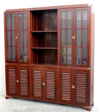 Mobile "Navy" in mogano con parte superiore a quattro ante a vetri e vani a...