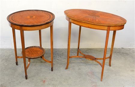 Un tavolino in satin wood con decoro a corona su piano circolare, unito a un...