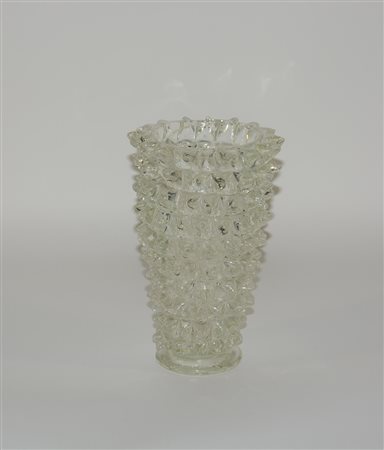 Barovier & Toso Vaso in vetro rostrato incolore. Anni 40 del sec XX (h cm 25)...