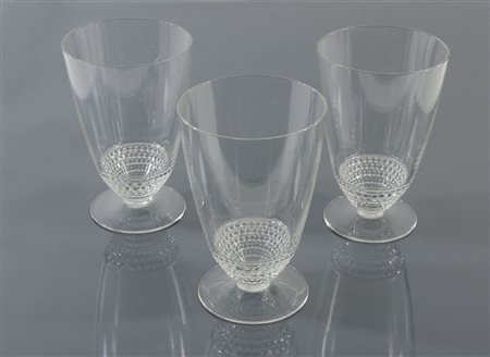 Lalique: lotto di 12 bicchieri firmati sotto la base.