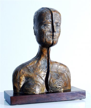 CASSINARI BRUNO (Piacenza 1912 - Milano 1992) "Luisa" Scultura in bronzo fuso...