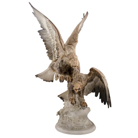 Gruppo in porcellana dipinta raffigurante due aquile II metà XIX sec. 64 x 20...