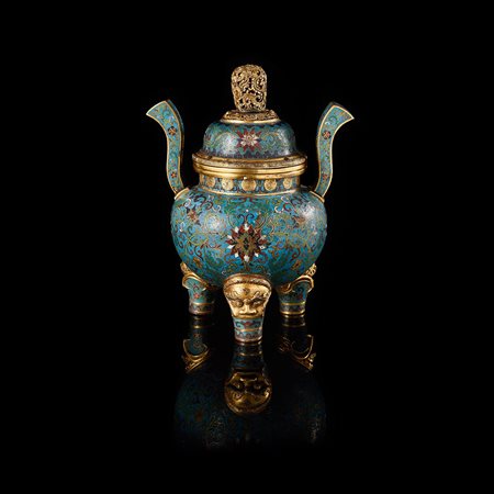 Bruciaincenso tripode in metallo cloisonne, con doppie anse ricurve, le gambe...