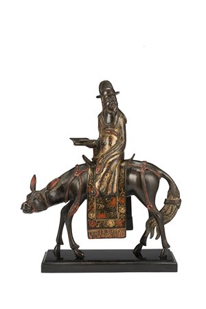 Poeta Li Tai Bo a cavallo in bronzo dorato e laccato, indossa un cappello, le...
