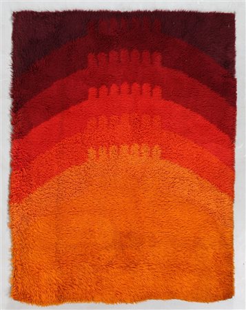 MANIFATTURA ITALIANA Tappeto anni 60/70 . -. Cm 137,00 x 180,00.