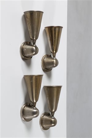 G.C.M.E. Quattro faretti da muro in acciaio cromato, anni 50. -. Cm 9,00 x...