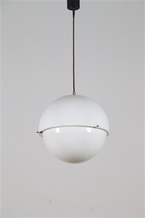 MANIFATTURA ITALIANA Lampadario in plexiglass e metallo cromato. -. Cm 40,00...