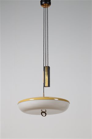 STILNOVO Lampada a sospensione in metallo laccato, perspex e ottone, anni 50....