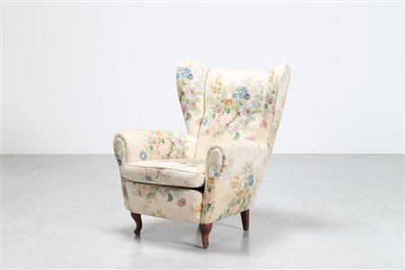 MANIFATTURA ITALIANA Poltrona in tessuto e legno anni 50. -. Cm 86,00 x...