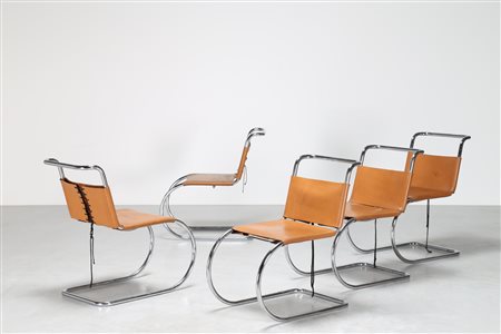 MIES VAN DER ROHE LUDWIG (1886 - 1969) Cinque sedie in tubolare di acciaio e...