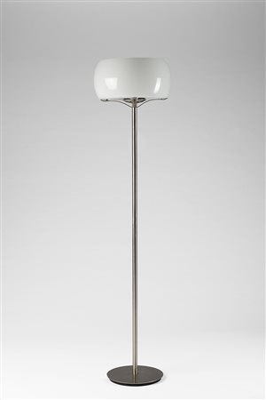 Vico Magistretti (Milano 1920 - Milano 2006) Lampada da terra modello...