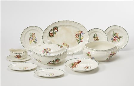 Manifattura Richard-Ginori, Milano Parte di servizio in terracotta smaltata...