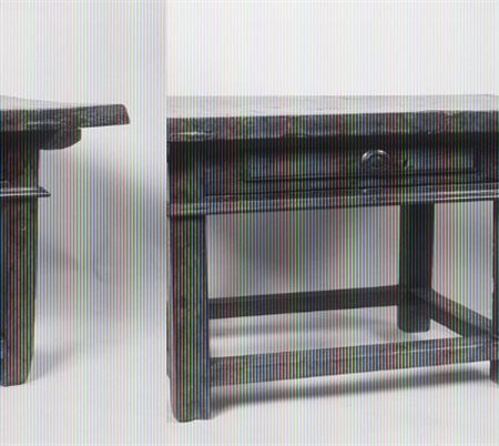 Tavolino a bischetto in noce con cassetto, gambe squadrate riunite da...