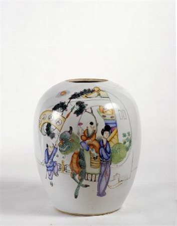 Giara a melone in porcellana, decorata in stile famille rose, Cina XIX-XX sec.