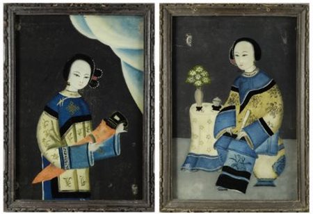 Figure femminili Coppia di dipinti su vetro, Cina, inizi XIX sec., cm. 50x33...