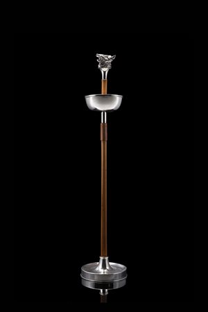 Posacenere da terra in bamb˘ e argento con contenitore circolare con vetro;...