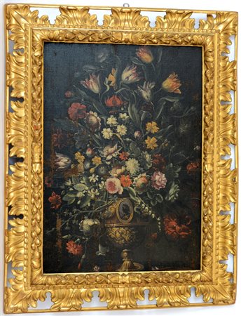 Scuola del sec. XVIII "Vaso fiorito" olio su tela. In cornice coeva in legno...