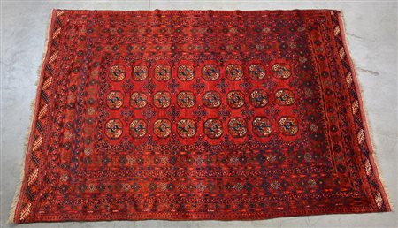 Tappeto Bhukara, Turkestan occidentale secolo XX. Disegno a Gul su fondo...