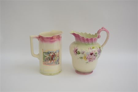 Lotto composto da due versatoi in ceramica, uno marcato Sarreguemines (difetti)