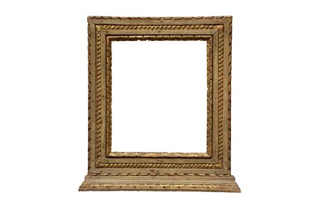 Cornice a tempietto in legno intagliato, laccato e dorato (luce cm 35x30)...