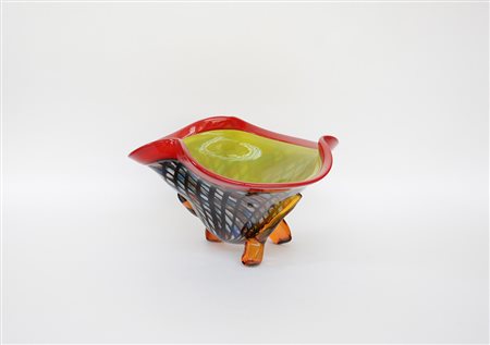 Manifattura di Murano, grande centrotavola in vetro decorato in policromia,...