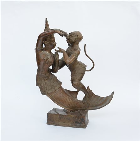 Arte orientale, "Divinit‡" grande scultura in bronzo (cm 70x60) (difetti)