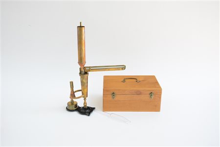 Duroni Milano. Ebulliometro in custodia