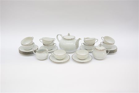 Manifattura Bernardaud & Co, Limoges. Servizio da tË in porcellana di forma...