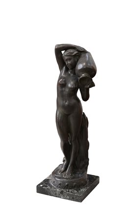 Ignoto, "L'acquaiola", scultura in bronzo (h totale cm 79) su basamento in...