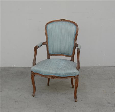 Poltroncina in stile Luigi XV con rivestimento in tessuto carta di zucchero...