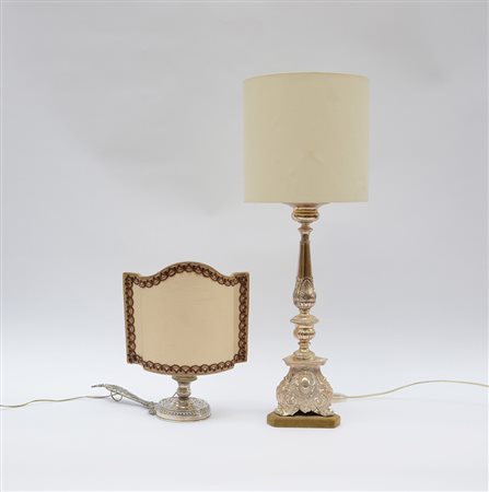 Lotto composto da un candeliere ad una luce ed una bugia in metallo argentato...