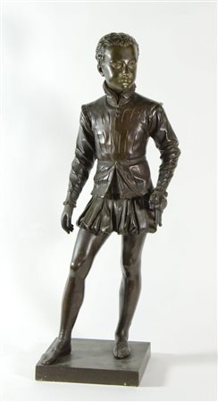 Scultura in bronzo a patina scura raffigurante Enrico IV. XIX secolo. H. cm....