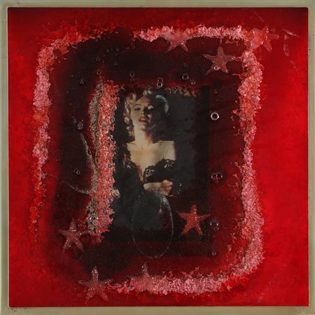 RONDA OMAR (n. 1947) Marilyn Frozen. 2005. Plastica. Cm 50,00 x 50,00. Al...