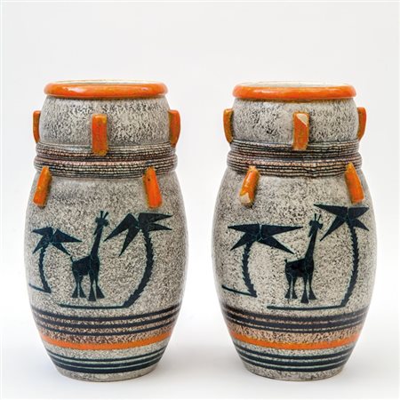 MGA, Albisola. Una coppia di vasi, 1933. Ceramica formata al tornio con...