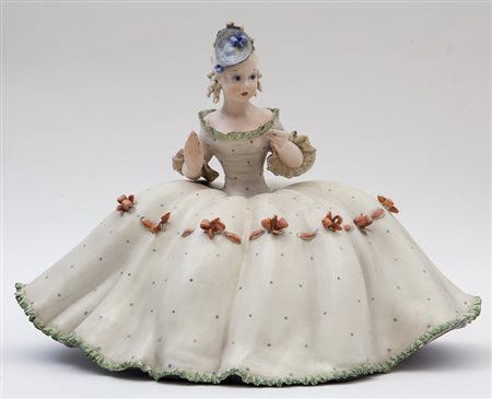 TARCISIO TOSIN Una damina in ceramica, anni '50. Firmata "TTosin", marcata...