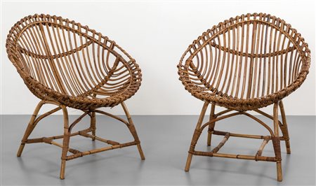 DUE POLTRONCINE, anni '50. Bambù, giunco, canna d'India. Altezza cm 78...
