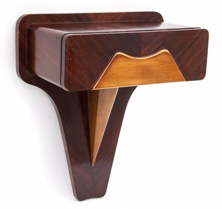 UNA CONSOLE PENSILE, anni '50. Legno di acero, legno impiallacciato in...