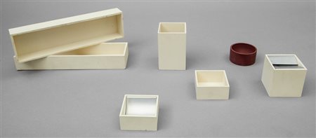 BRUNO MUNARI Un set da scrivania "Canarie", produzione DANESE, Milano, 1958,...