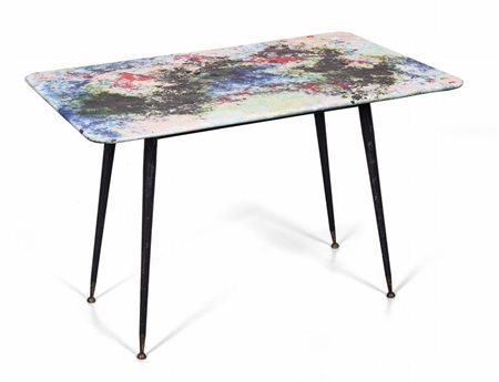 KERAMOS ( Editore )Un tavolino, anni '60.Ferro verniciato, ottone, piano in...