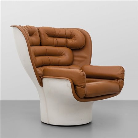 JOE COLOMBO Una poltrona girevole "Elda" per COMFORT, 1963. Vetroresina,...