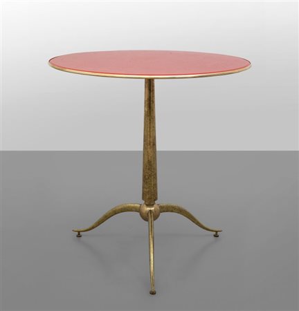 OSVALDO BORSANI Un tavolino, esecuzione ATELIER DI VAREDO, 1948.Ottone, vetro...