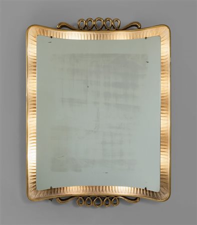 OSVALDO BORSANI Uno specchio da parete, esecuzione ARREDAMENTI BORSANI, 1946....